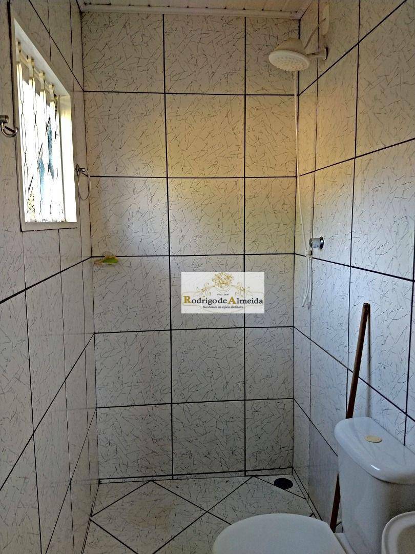 Chácara à venda com 4 quartos, 450m² - Foto 25