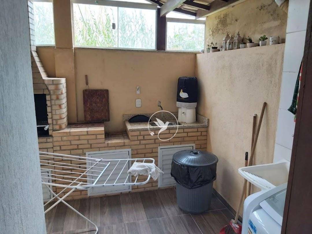 Casa de Condomínio à venda com 4 quartos, 150m² - Foto 48