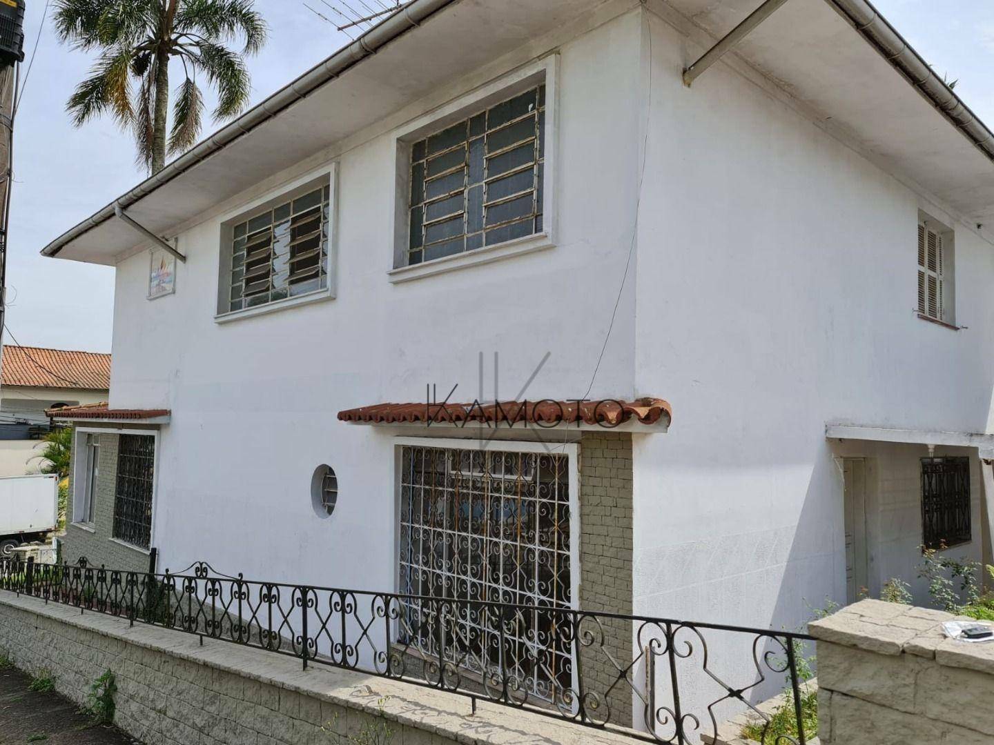 Sobrado para alugar com 5 quartos, 311m² - Foto 1