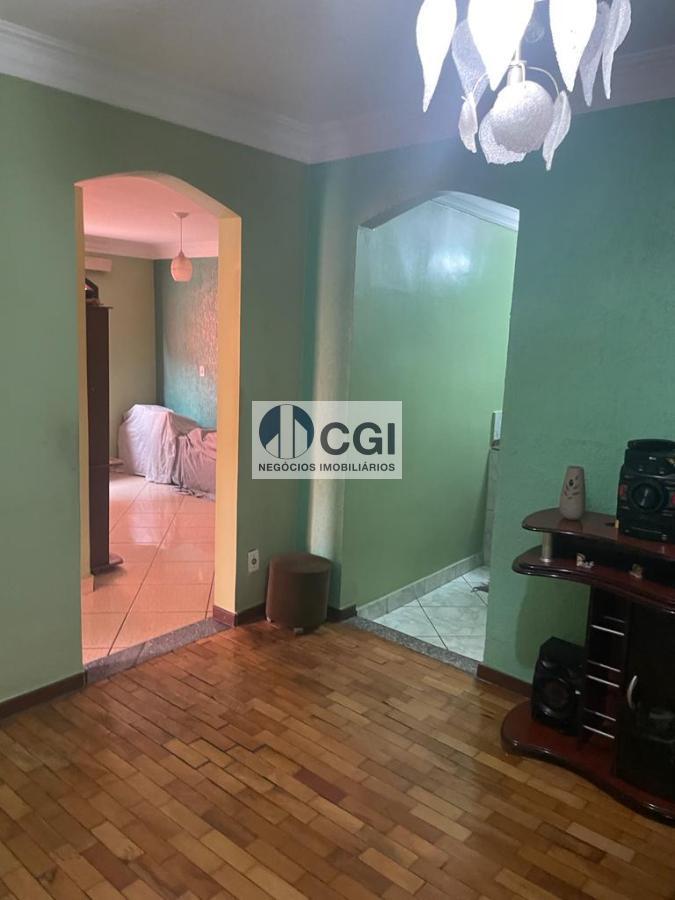 Casa à venda com 3 quartos, 270m² - Foto 14