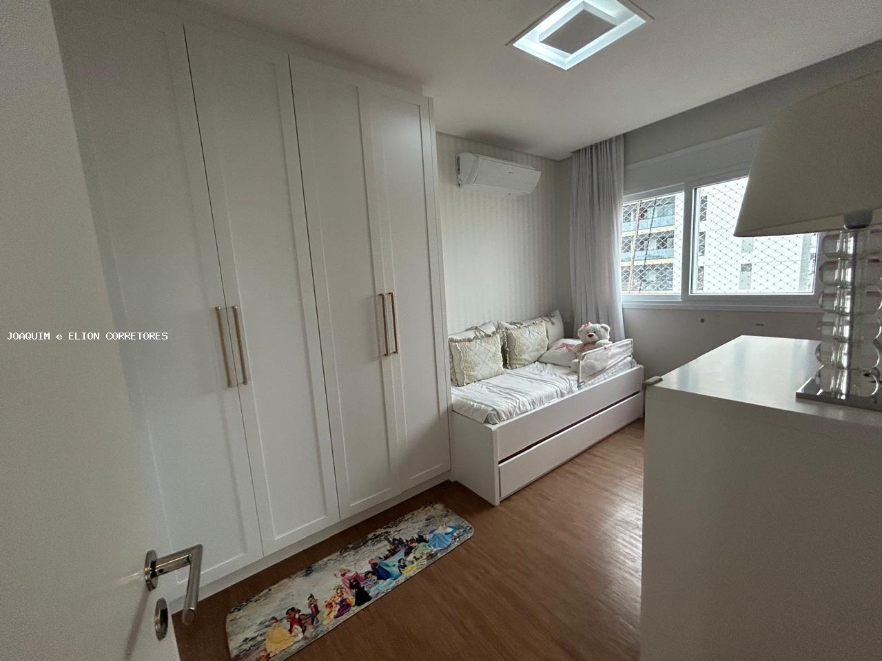 Apartamento à venda com 2 quartos, 75m² - Foto 17