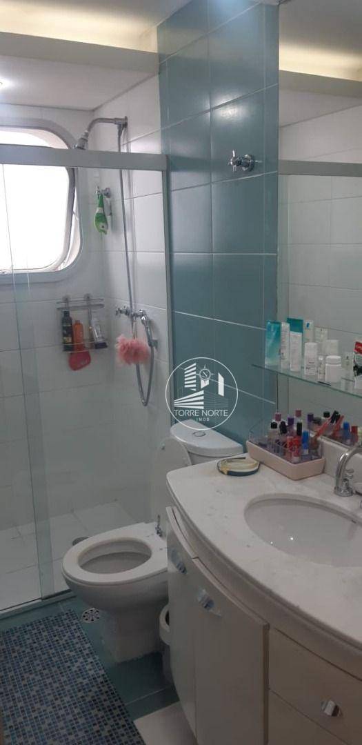 Apartamento à venda com 4 quartos, 240m² - Foto 26