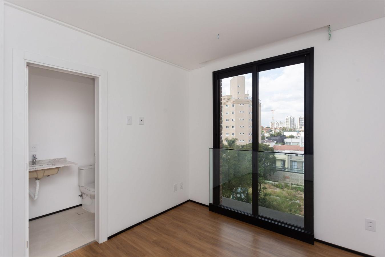 Apartamento à venda com 3 quartos, 135m² - Foto 6