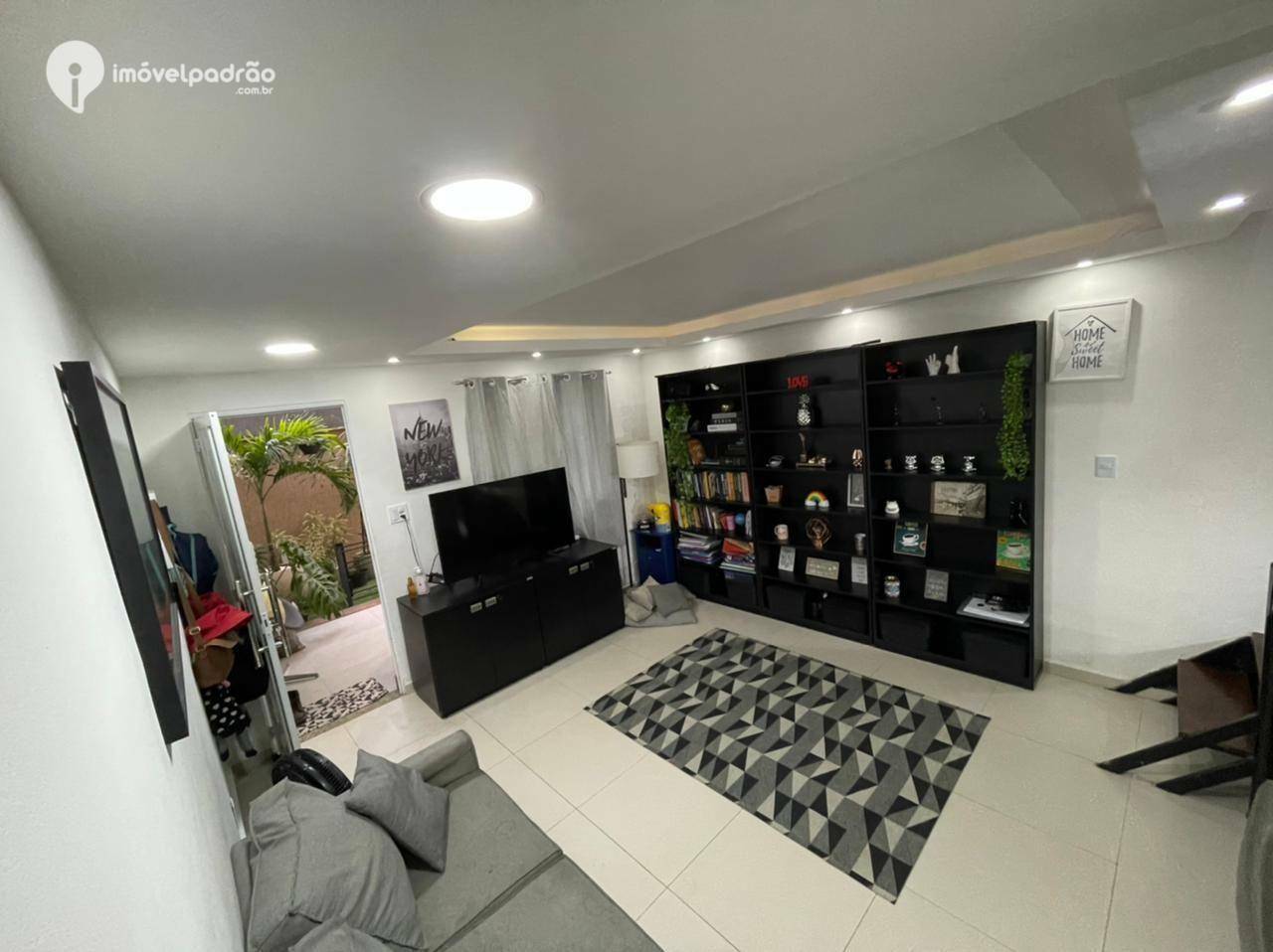 Casa de Condomínio à venda com 3 quartos, 180m² - Foto 2