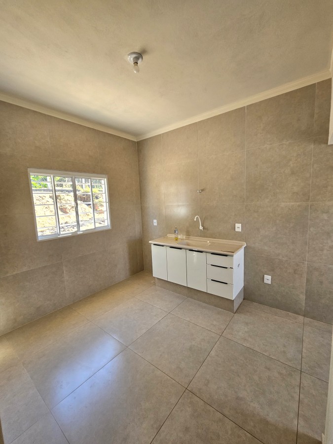 Casa à venda com 2 quartos, 800m² - Foto 5