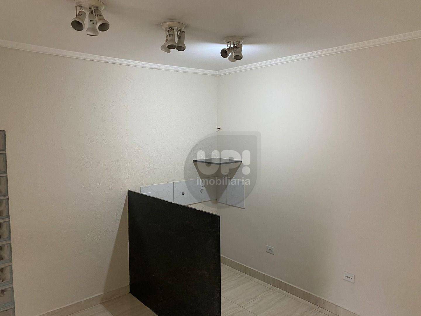 Casa à venda com 3 quartos, 155m² - Foto 2