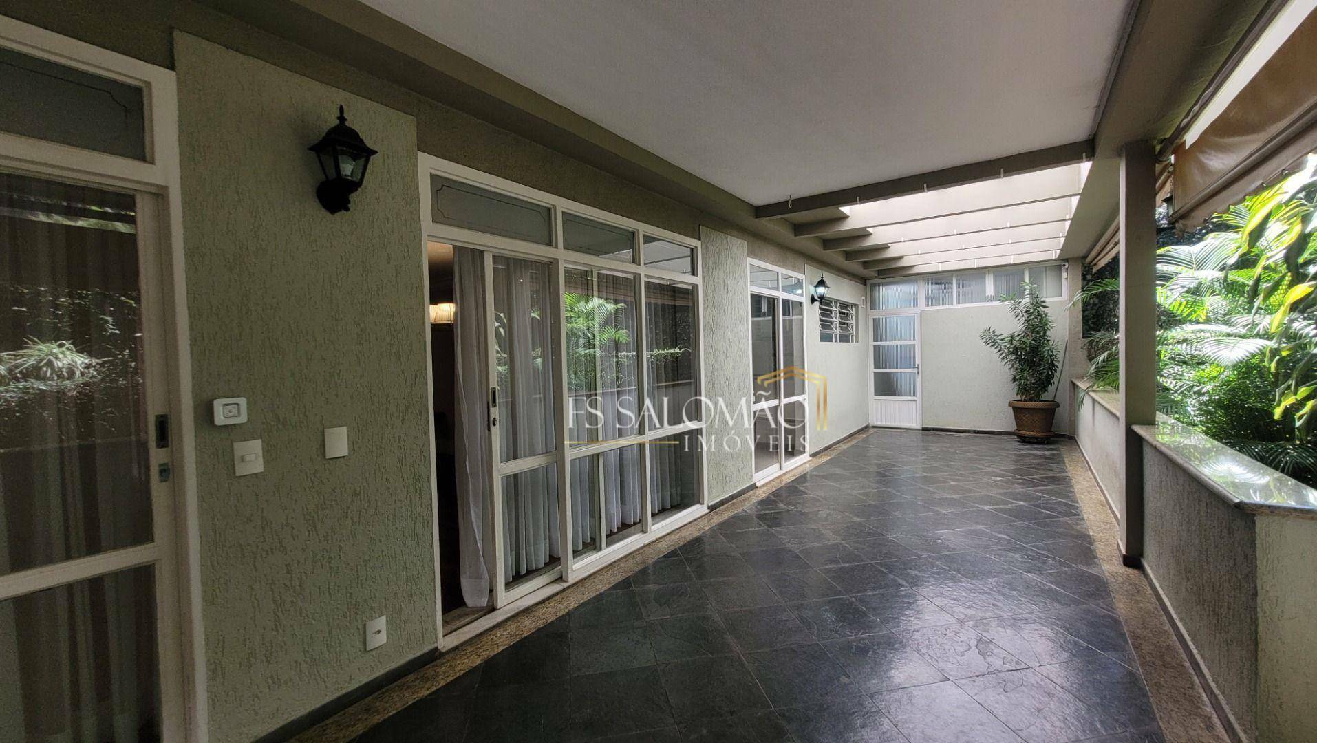 Casa à venda e aluguel com 3 quartos, 236m² - Foto 9