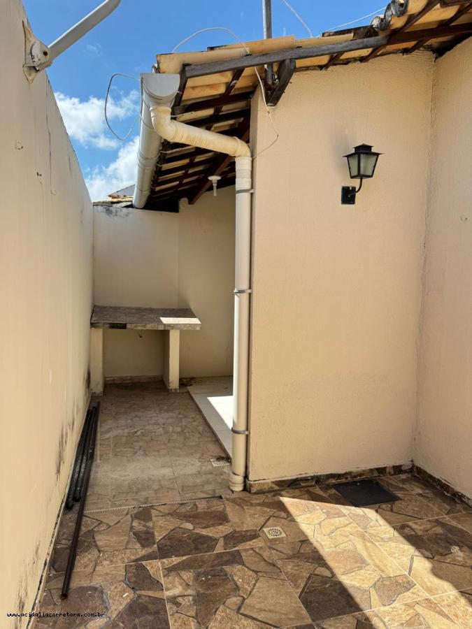 Casa de Condomínio à venda com 3 quartos, 105m² - Foto 9