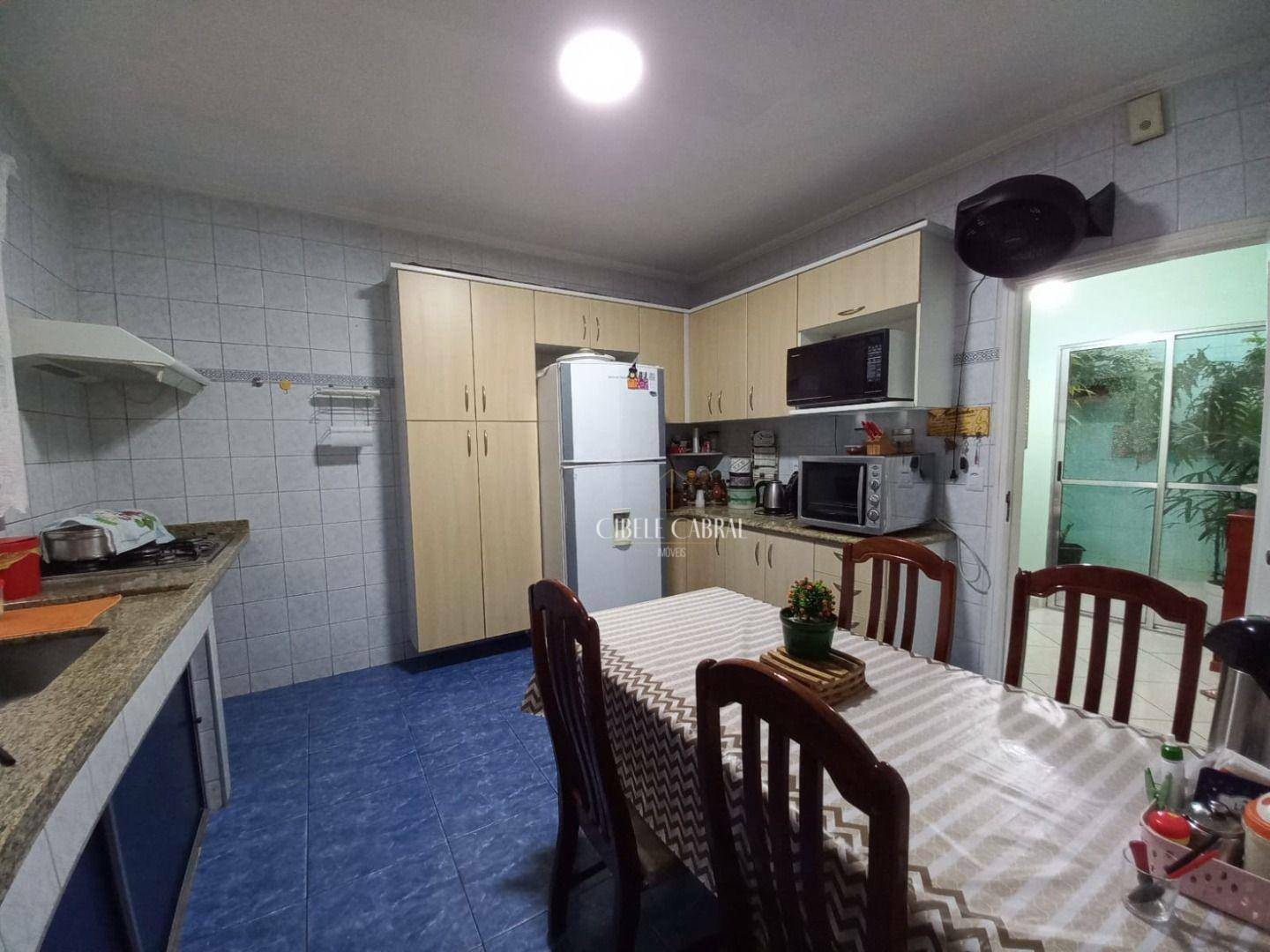 Casa à venda com 3 quartos, 140m² - Foto 11