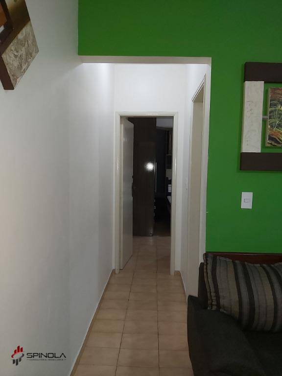 Apartamento à venda com 2 quartos, 70m² - Foto 19