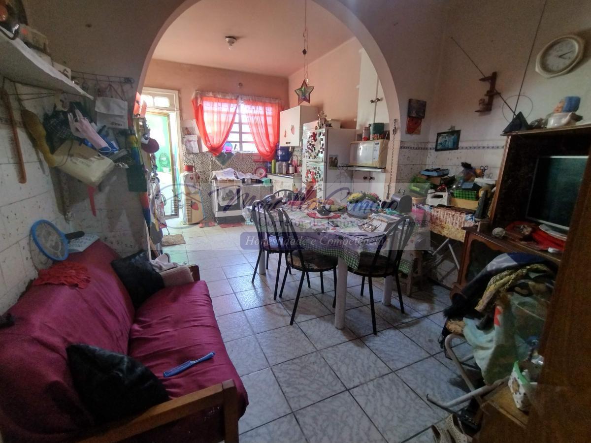 Sobrado à venda com 3 quartos, 150m² - Foto 2