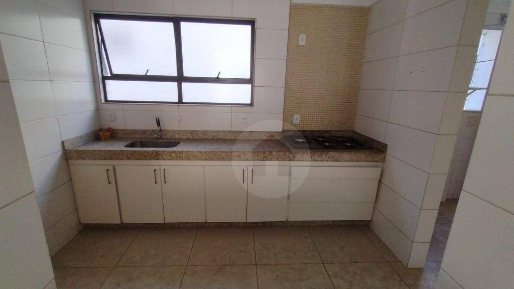 Apartamento à venda com 3 quartos, 94m² - Foto 3