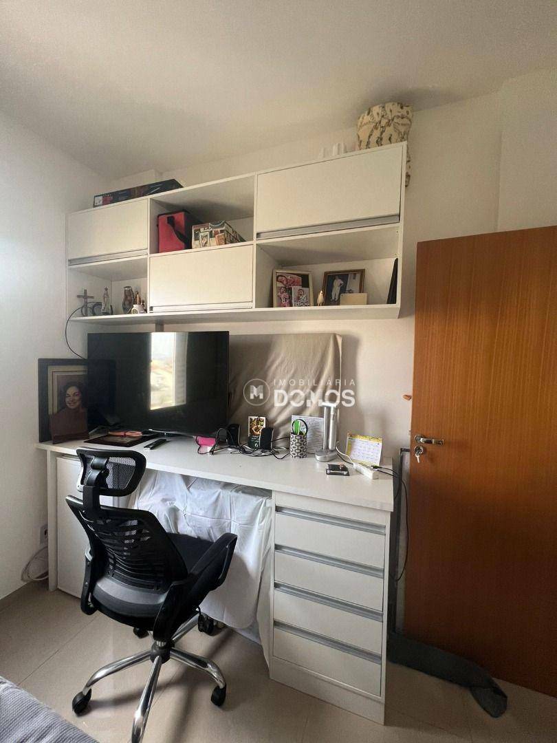 Apartamento à venda com 2 quartos, 70m² - Foto 6