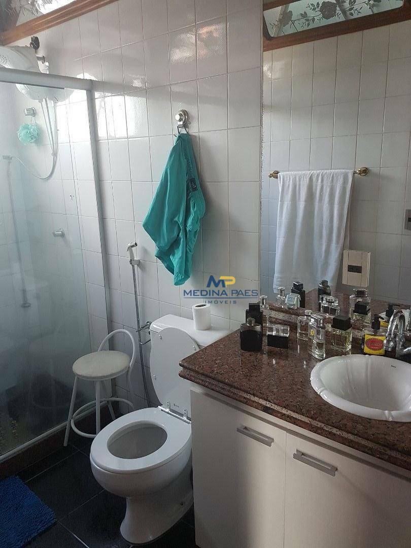 Apartamento à venda com 3 quartos, 200m² - Foto 13