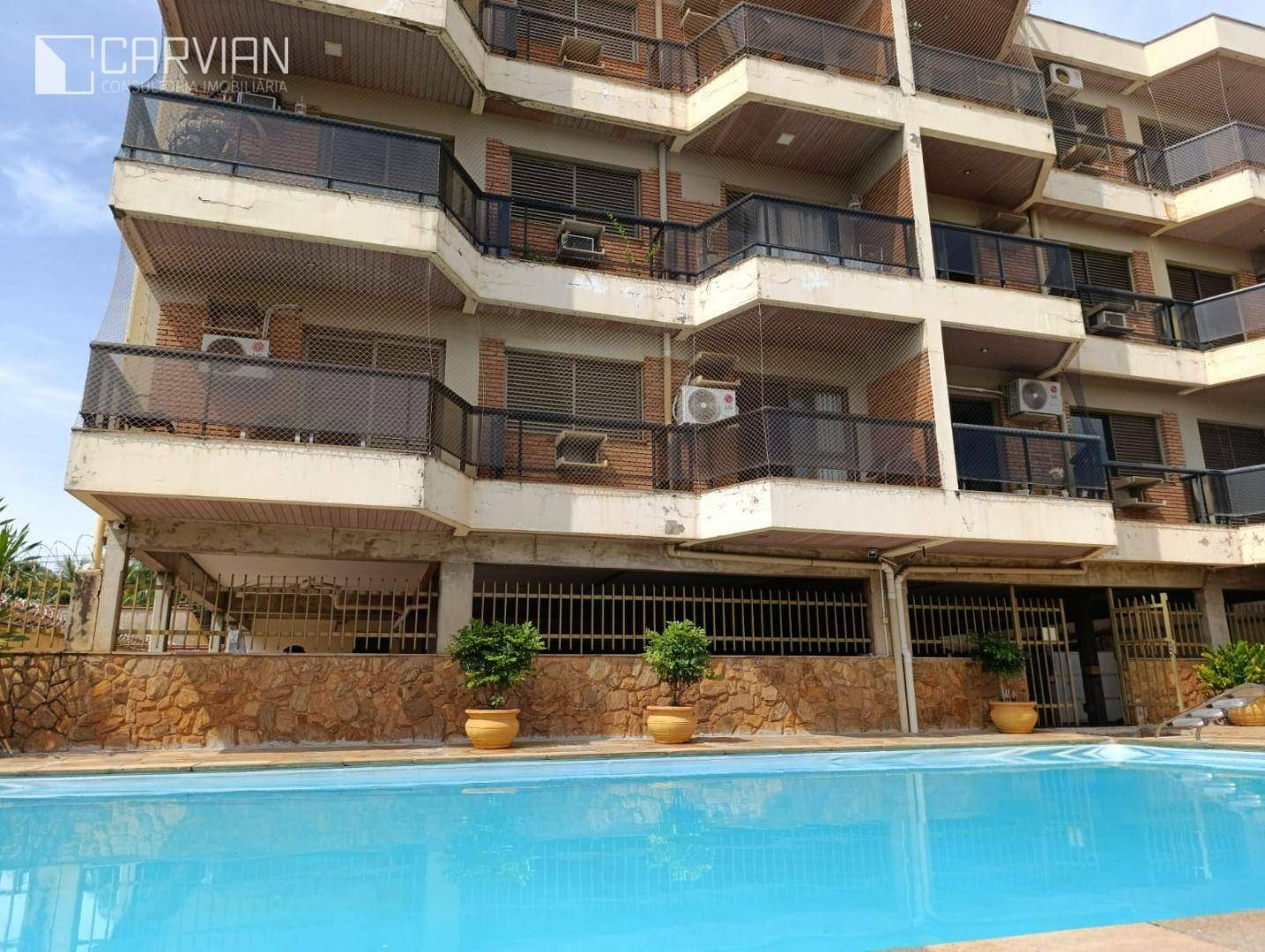 Apartamento à venda com 3 quartos, 135m² - Foto 2