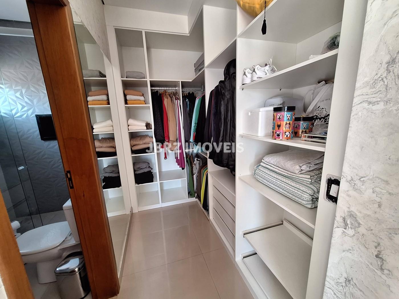 Casa à venda com 4 quartos, 305m² - Foto 29