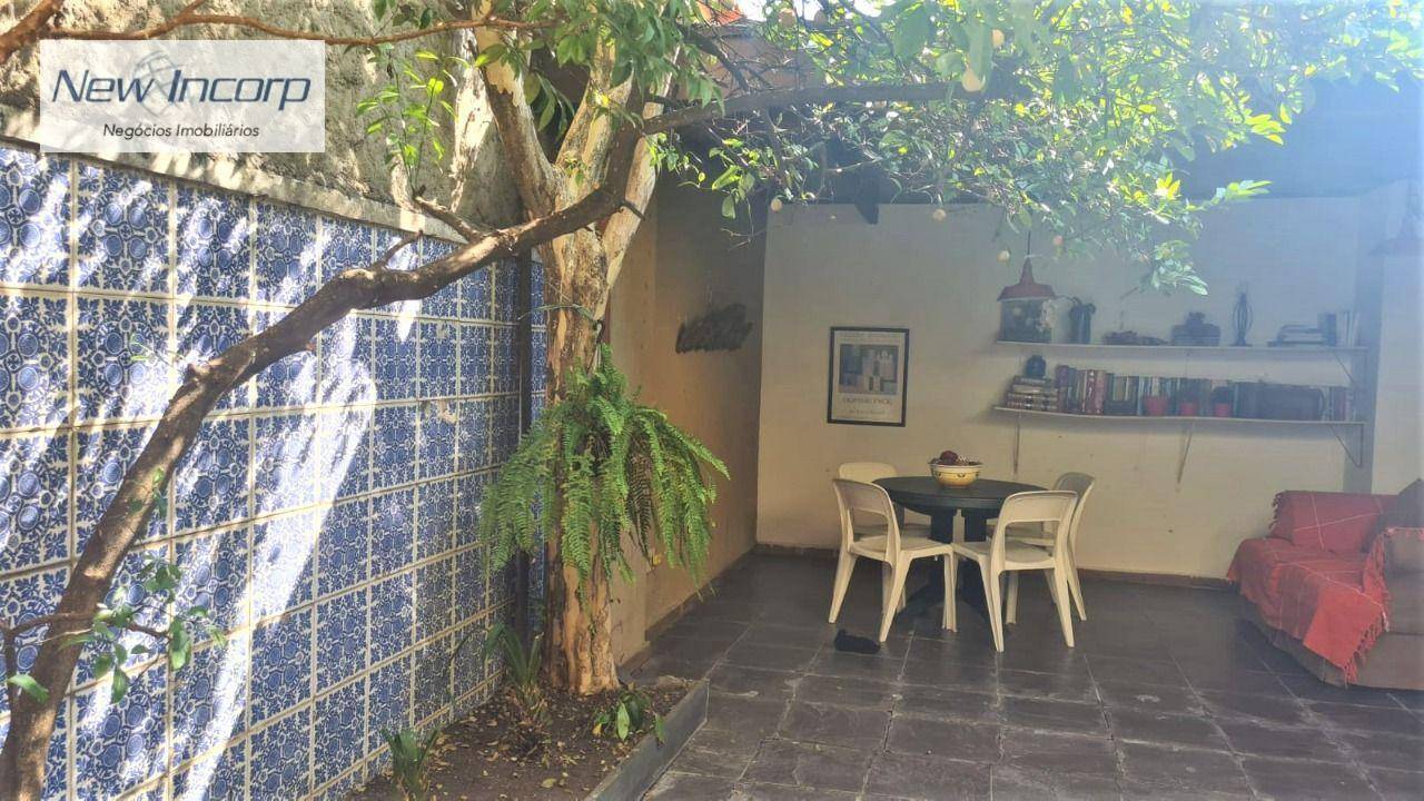 Casa à venda com 3 quartos, 190m² - Foto 14