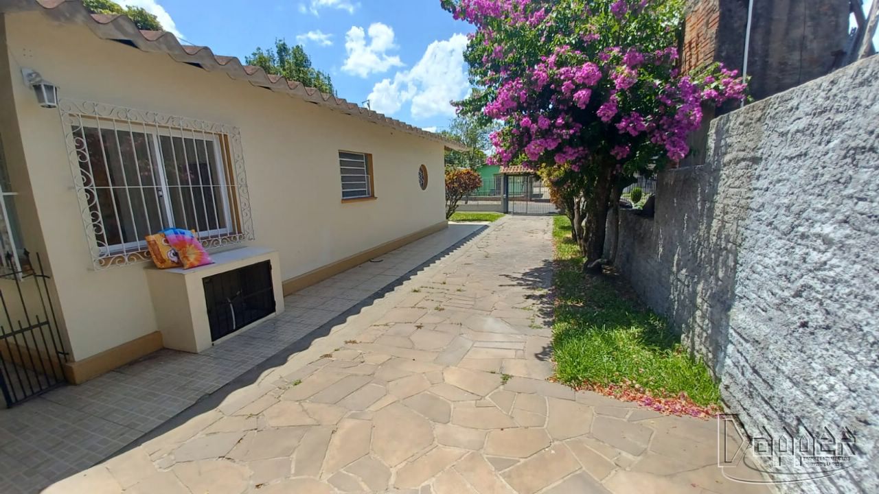 Casa à venda com 3 quartos, 170 - Foto 13