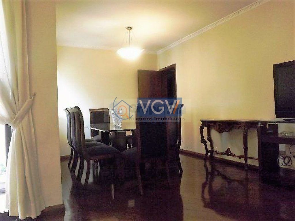 Apartamento à venda com 3 quartos, 113m² - Foto 2