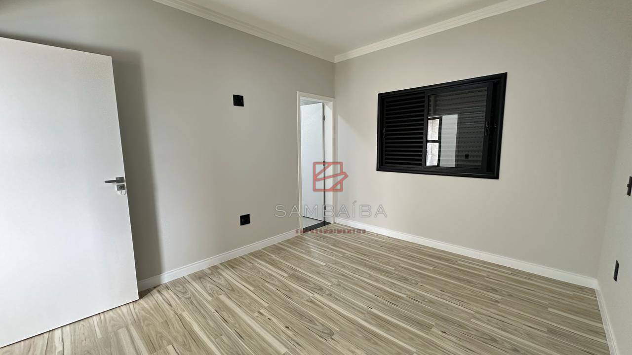 Casa à venda com 3 quartos, 204m² - Foto 18