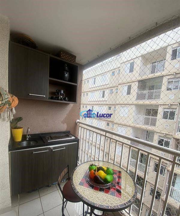 Apartamento à venda com 3 quartos, 70m² - Foto 4