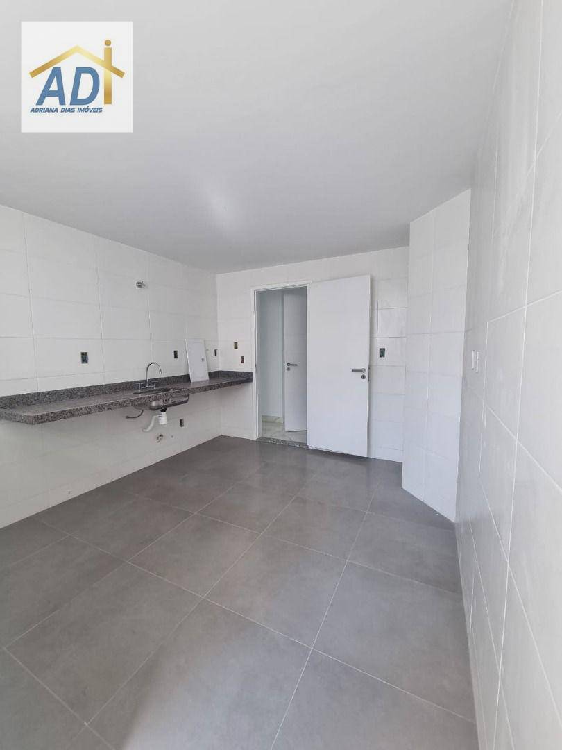 Apartamento à venda com 3 quartos, 140m² - Foto 25