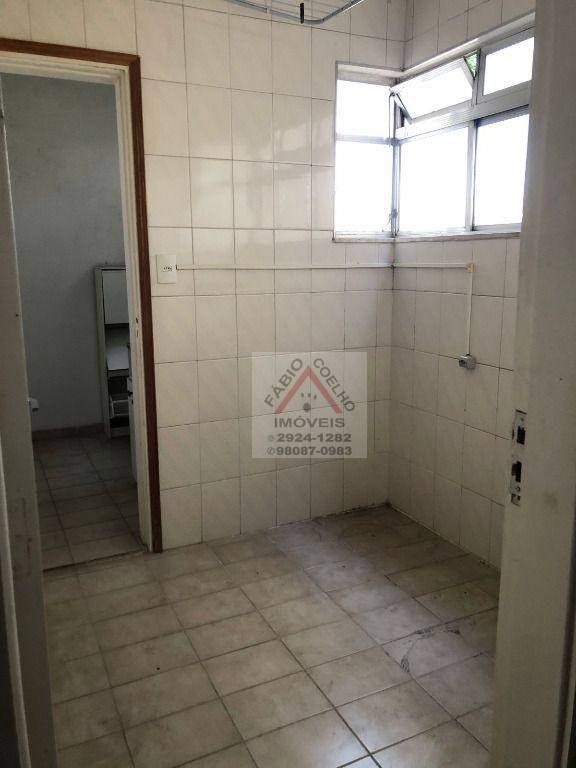 Apartamento à venda com 3 quartos, 87m² - Foto 12