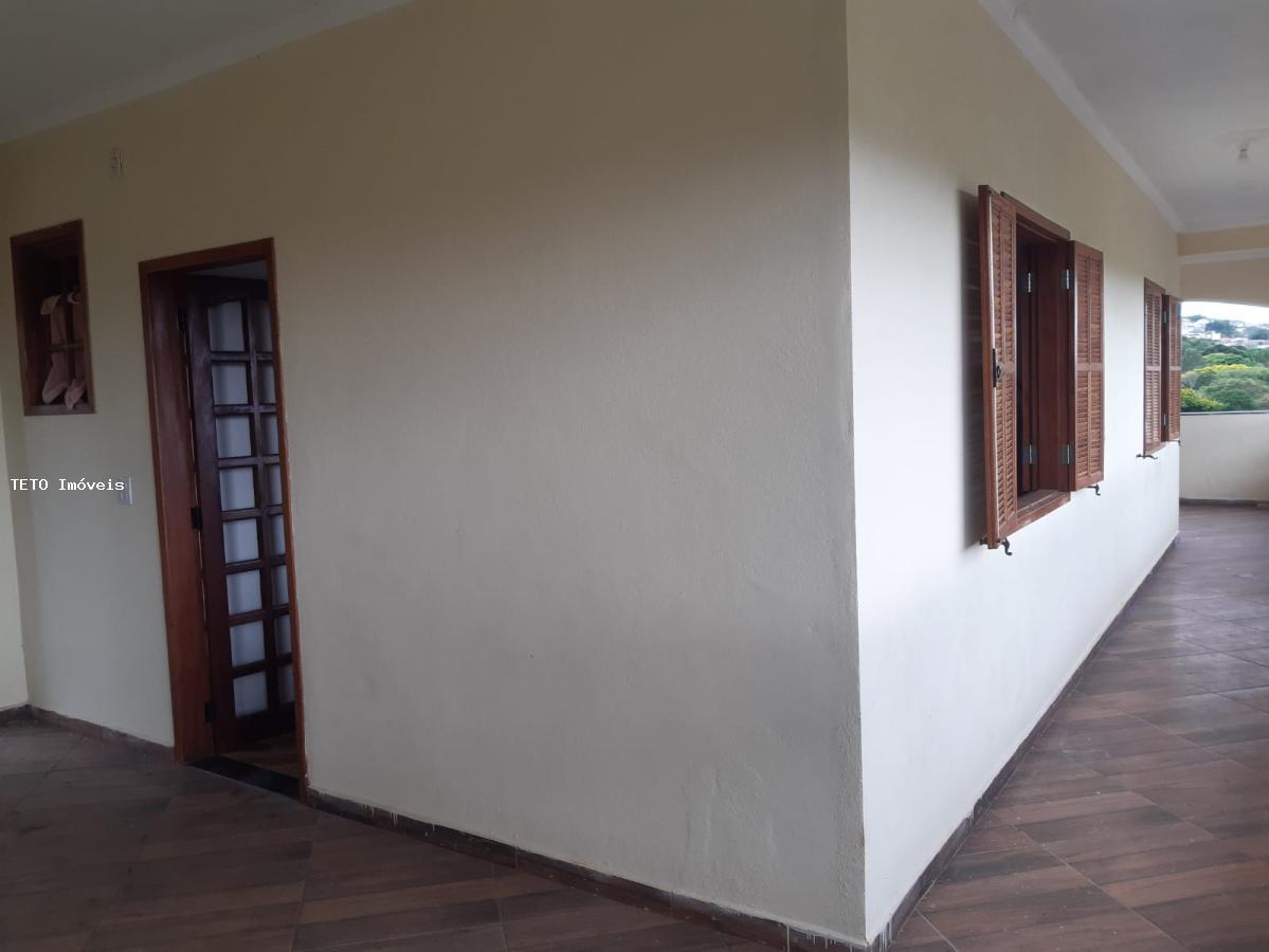 Casa à venda com 3 quartos, 360m² - Foto 16