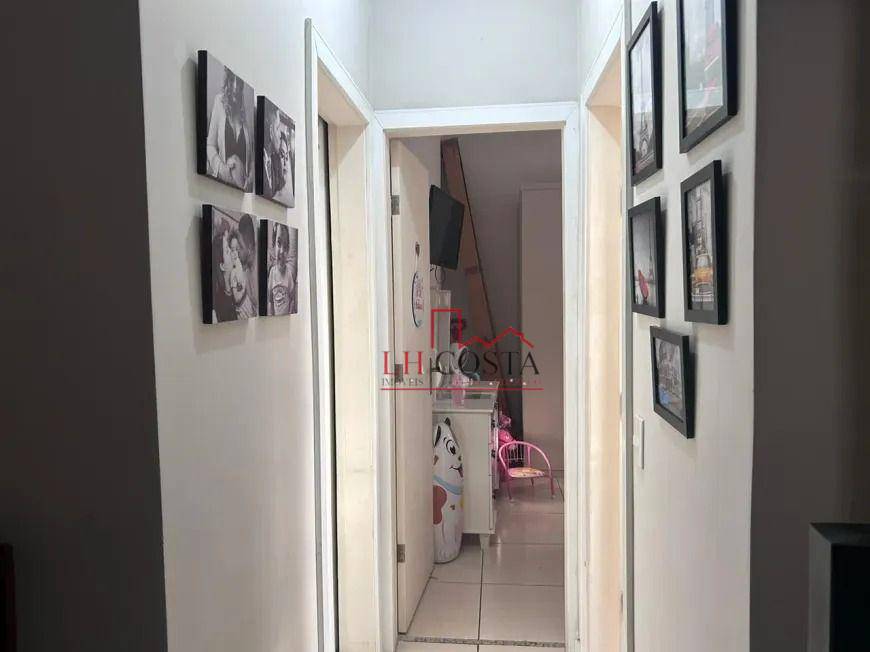 Apartamento à venda com 2 quartos, 80m² - Foto 3