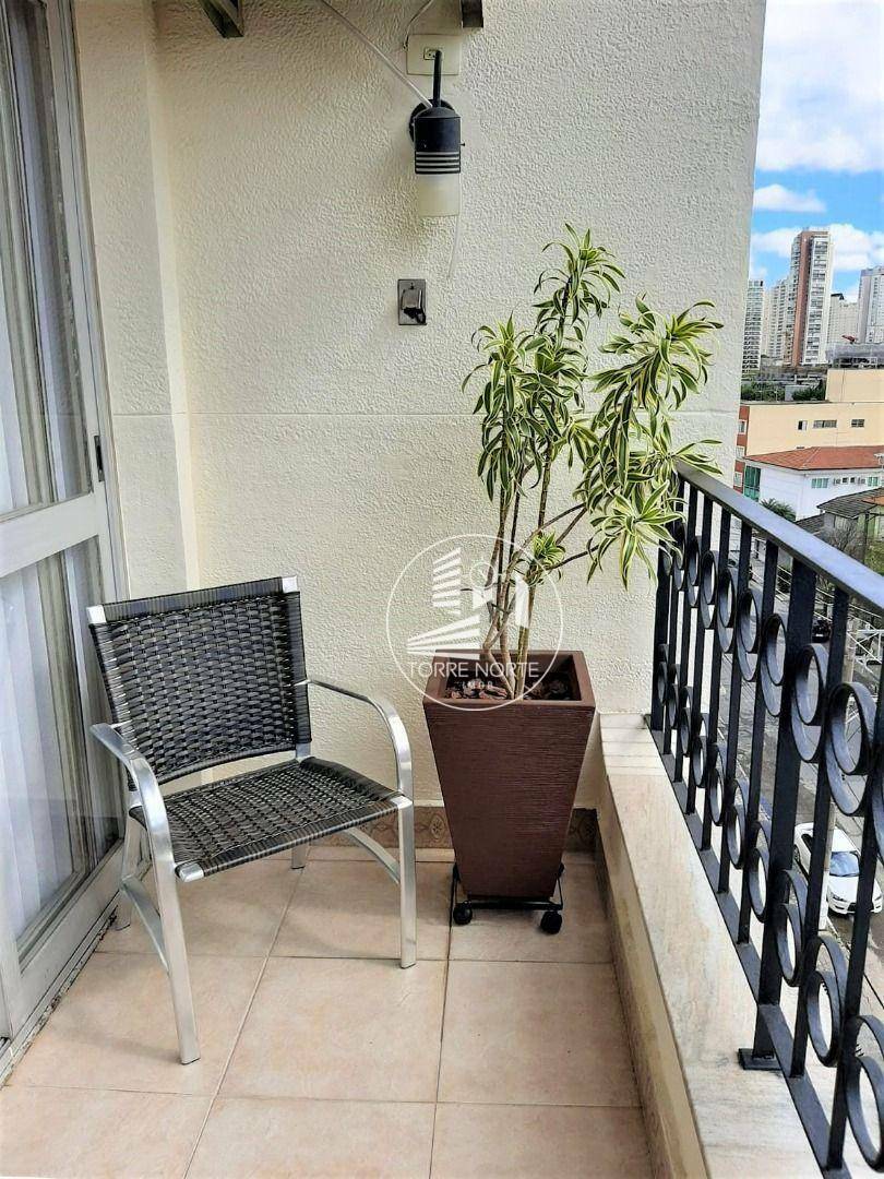 Apartamento à venda com 3 quartos, 126m² - Foto 2