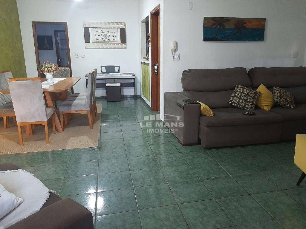 Casa de Condomínio à venda com 3 quartos, 190m² - Foto 4