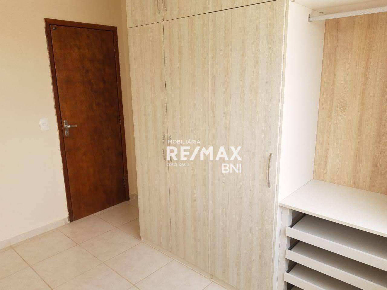 Apartamento para alugar com 3 quartos, 74m² - Foto 21