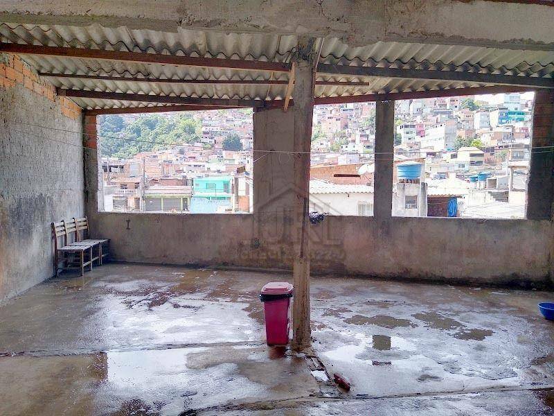 Casa à venda com 2 quartos, 100m² - Foto 10