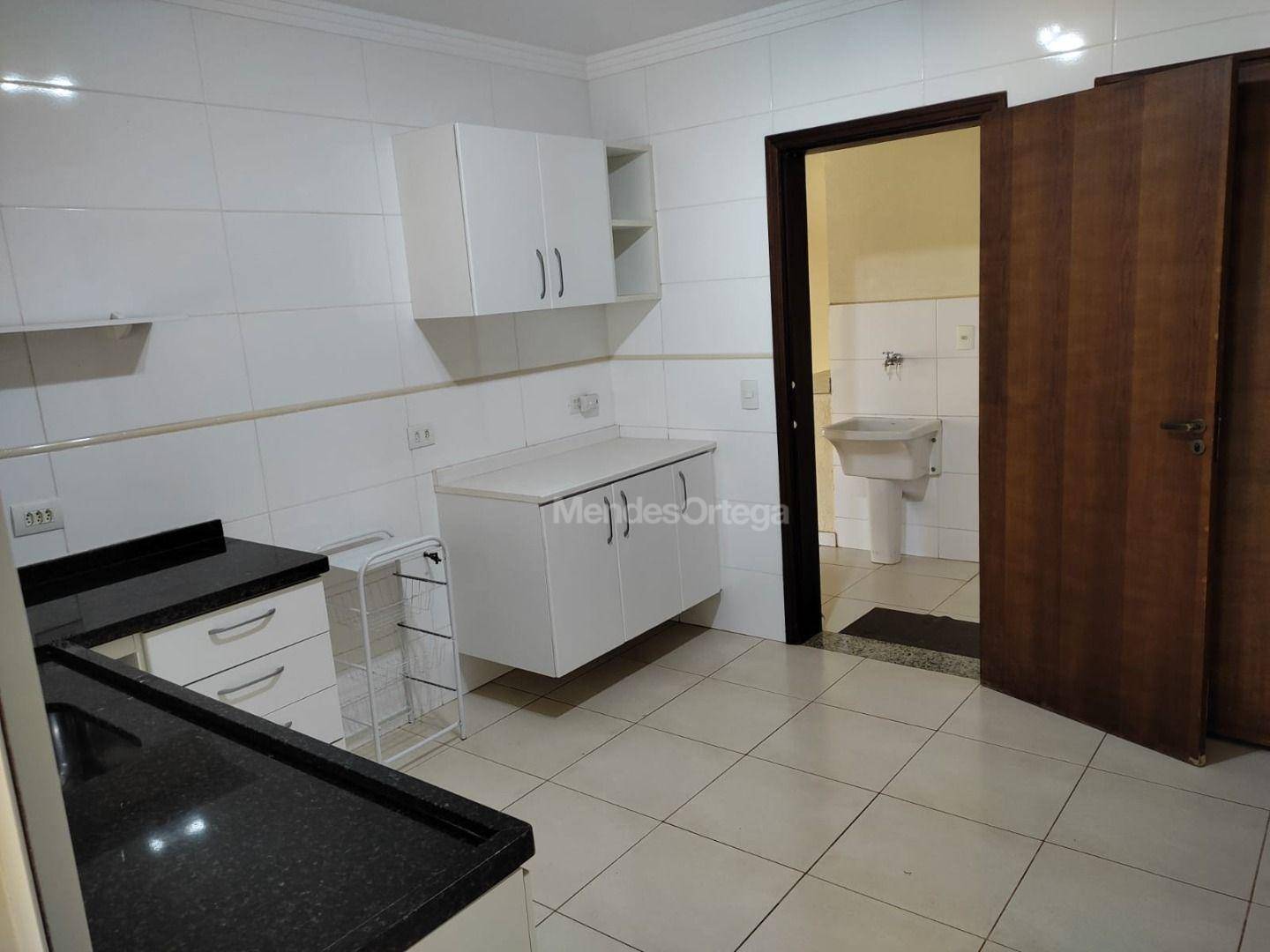 Casa de Condomínio à venda com 3 quartos, 347m² - Foto 13