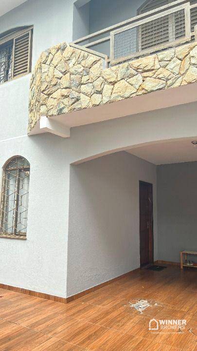 Sobrado, 4 quartos, 230 m² - Foto 1