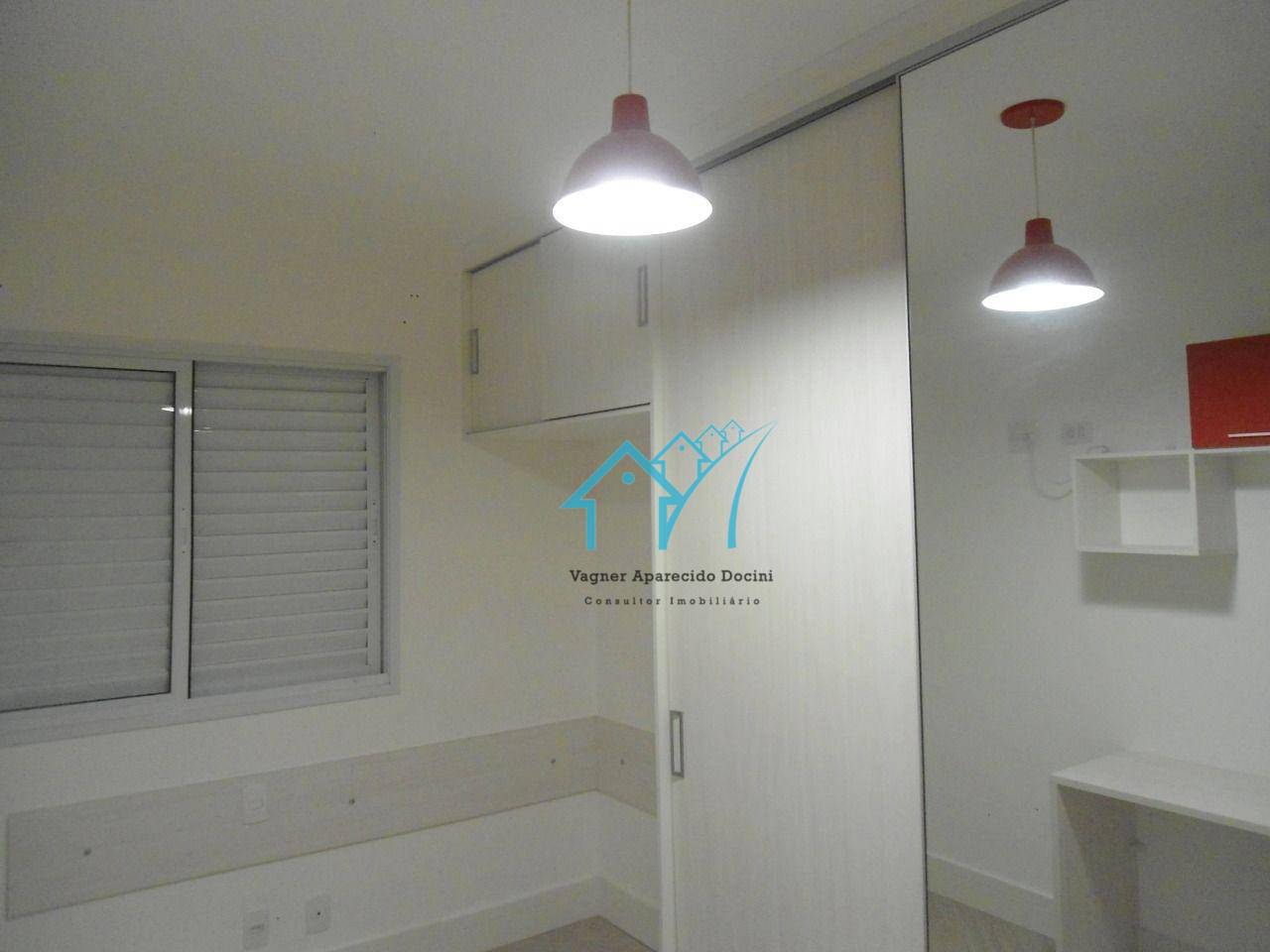 Apartamento à venda com 2 quartos, 69m² - Foto 4