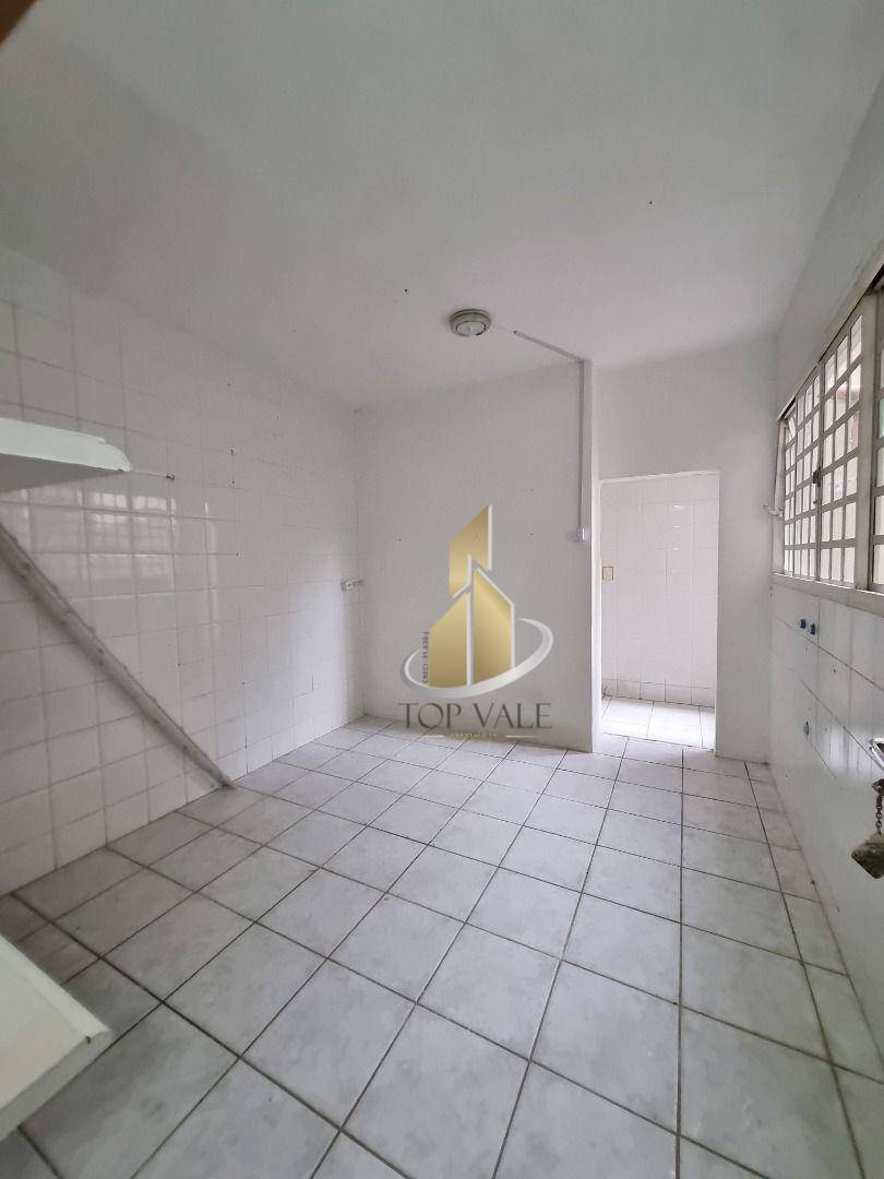 Sobrado à venda com 3 quartos, 309m² - Foto 5