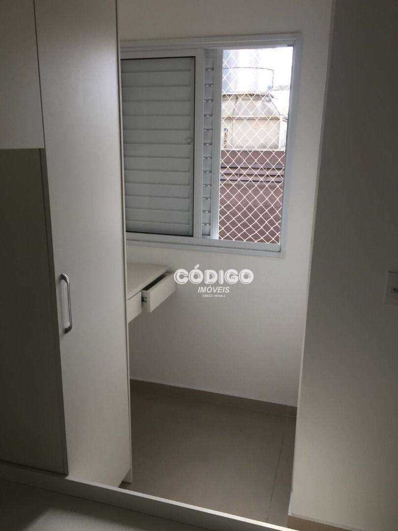 Apartamento à venda com 2 quartos, 60m² - Foto 15