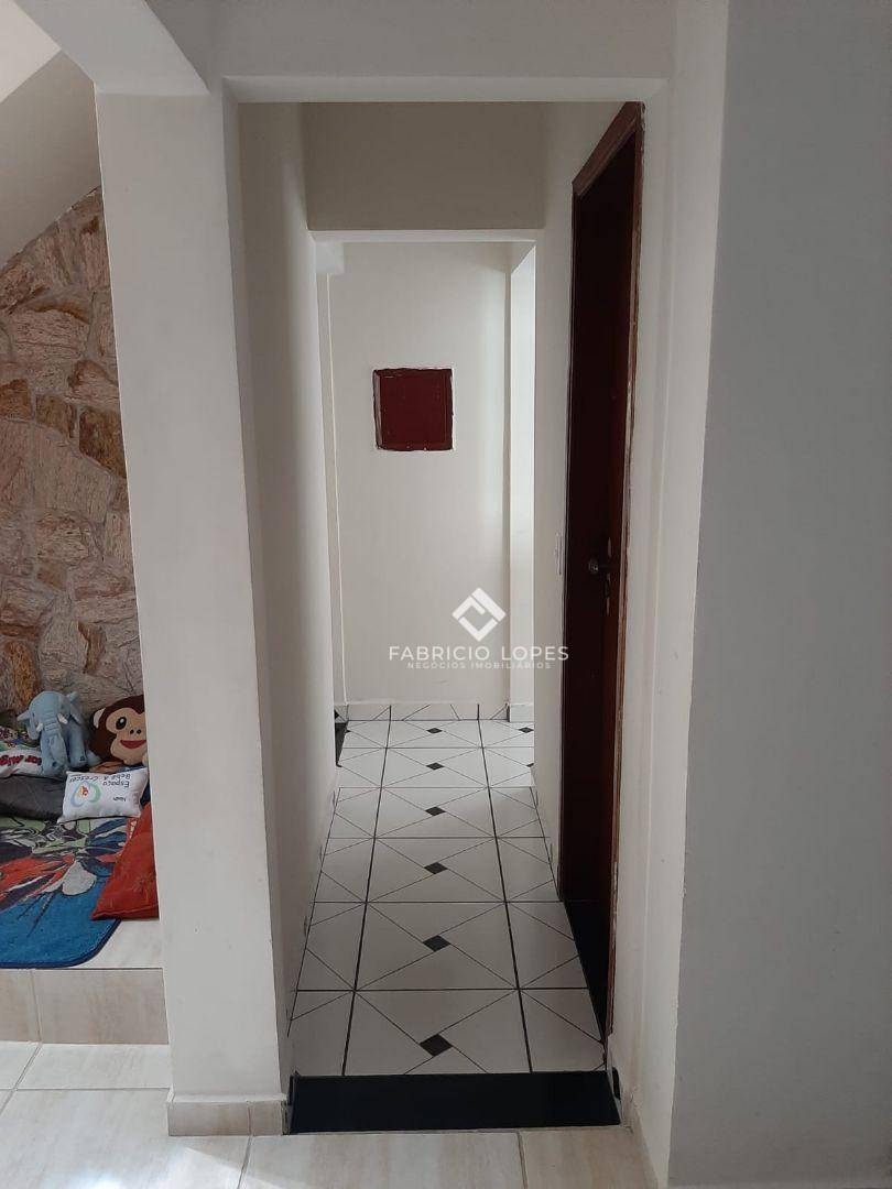 Casa à venda com 4 quartos, 180m² - Foto 20