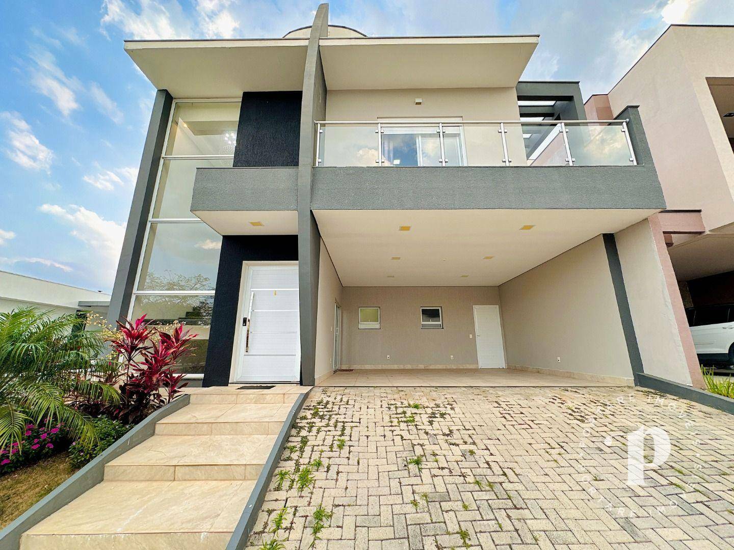 Casa de Condomínio à venda com 3 quartos, 323m² - Foto 2