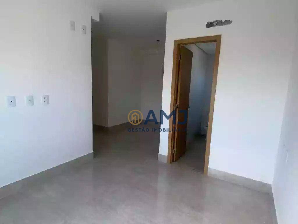 Apartamento à venda com 3 quartos, 114m² - Foto 18