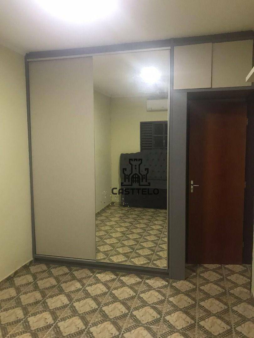 Casa à venda com 2 quartos, 57m² - Foto 10