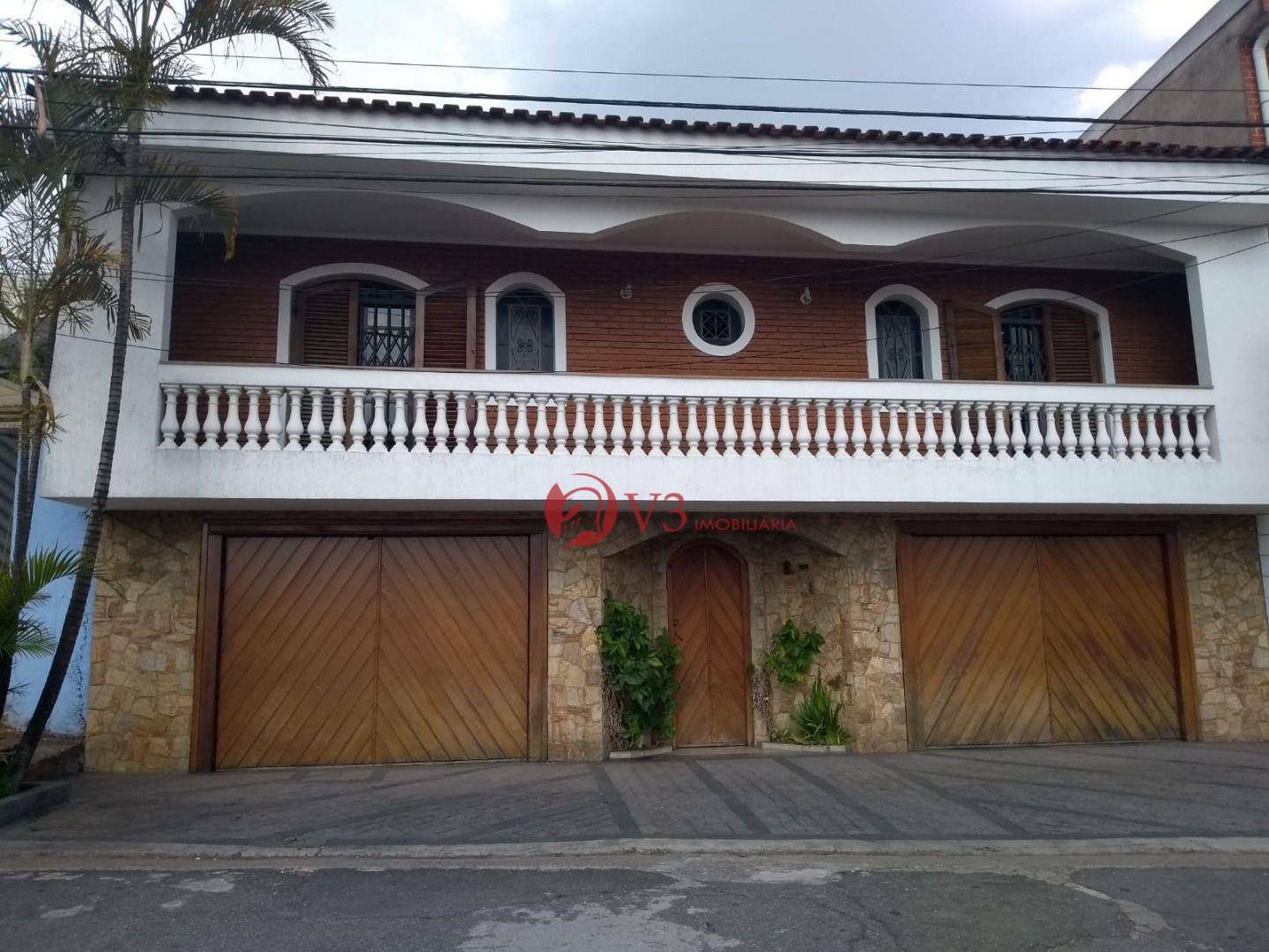 Sobrado à venda com 3 quartos, 250m² - Foto 1