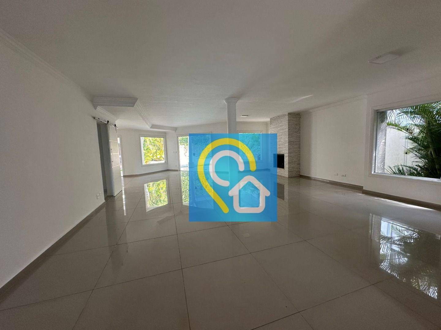 Casa de Condomínio para alugar com 4 quartos, 427m² - Foto 2