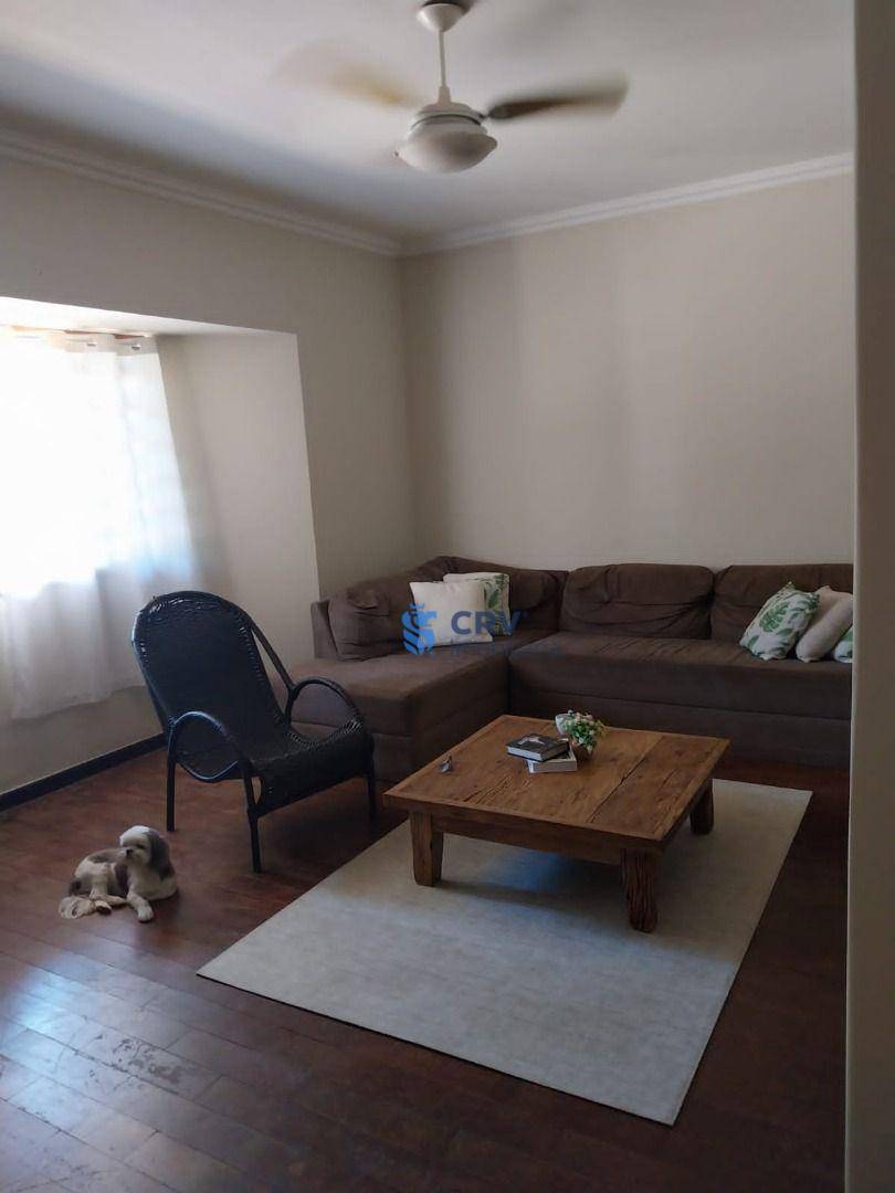 Sobrado à venda com 5 quartos, 250m² - Foto 7