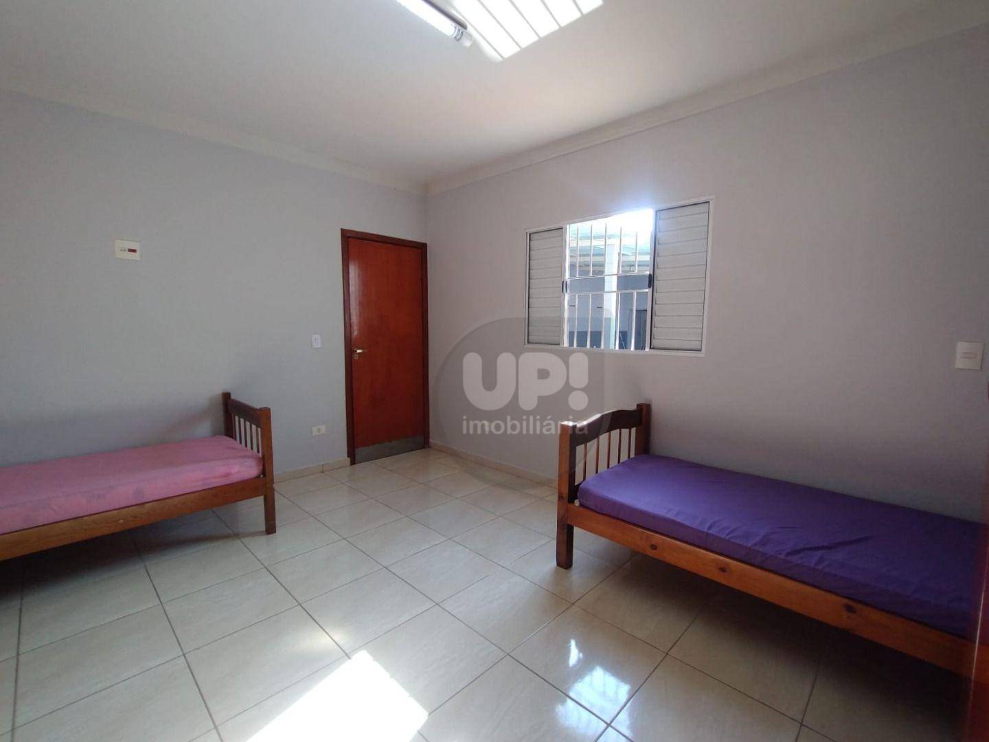 Casa à venda com 1 quarto, 182m² - Foto 9