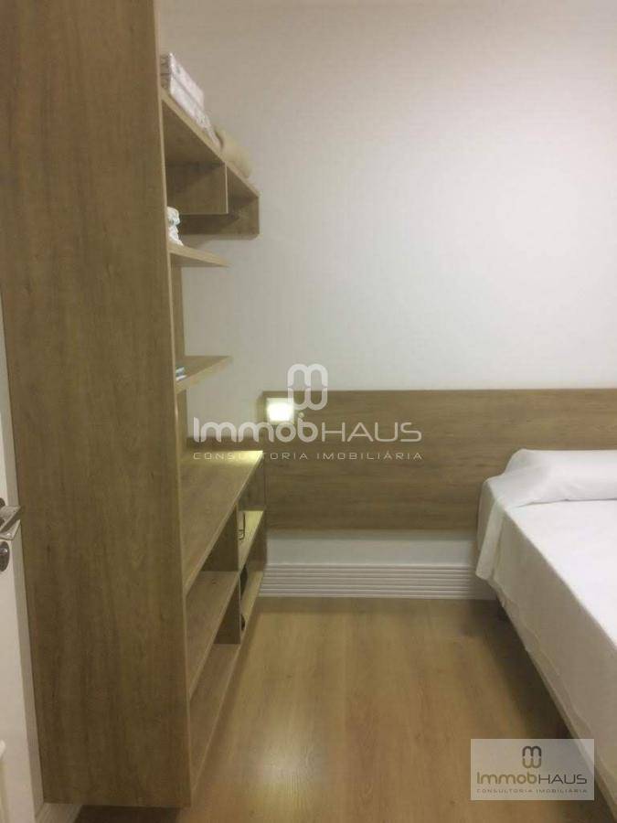 Apartamento à venda com 3 quartos, 116m² - Foto 13