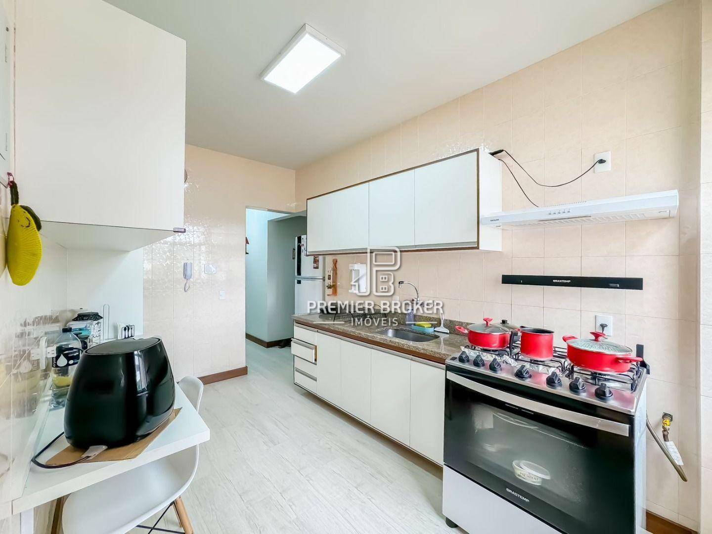 Apartamento à venda com 2 quartos, 80m² - Foto 7