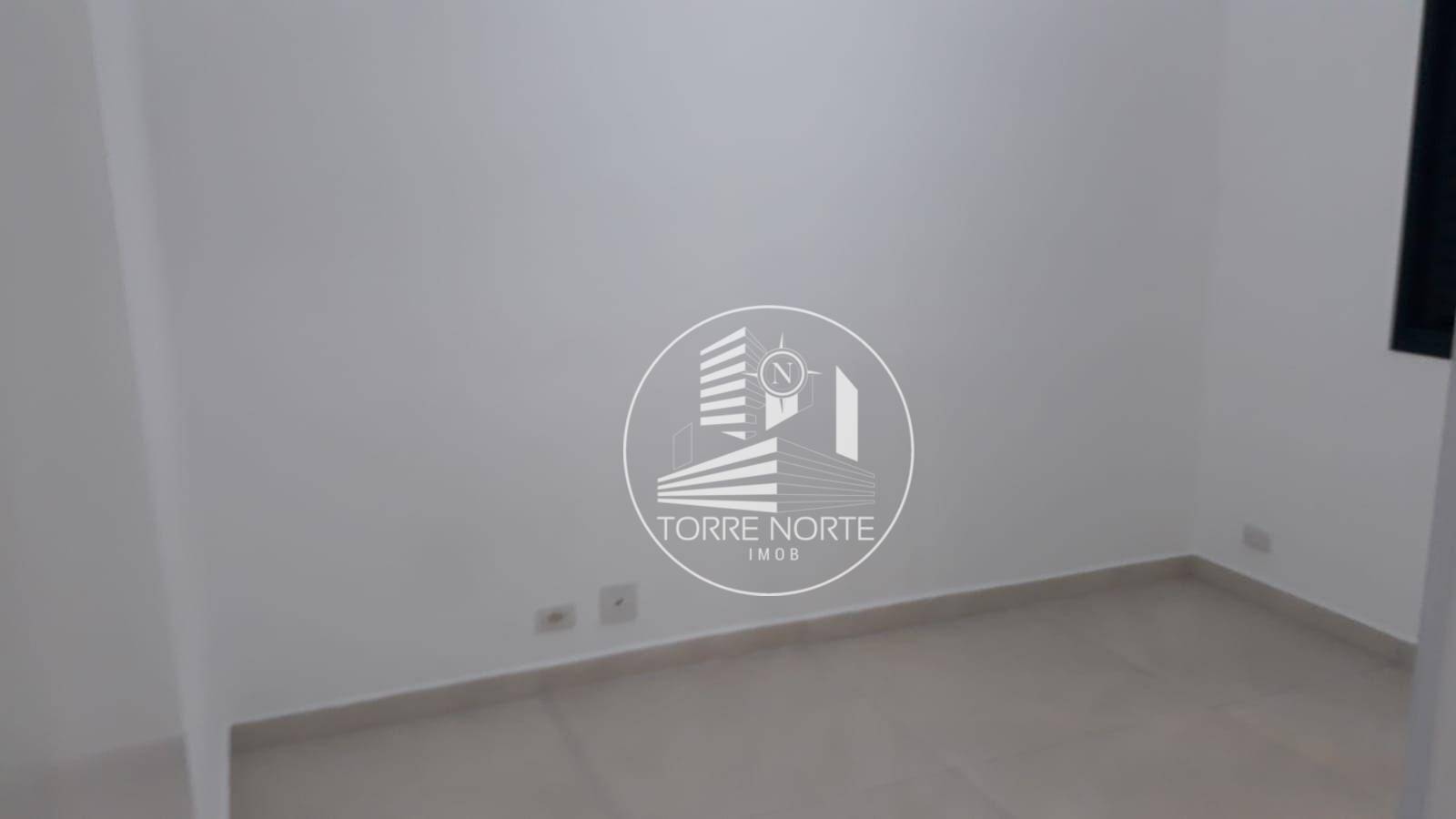 Apartamento à venda com 2 quartos, 67m² - Foto 11