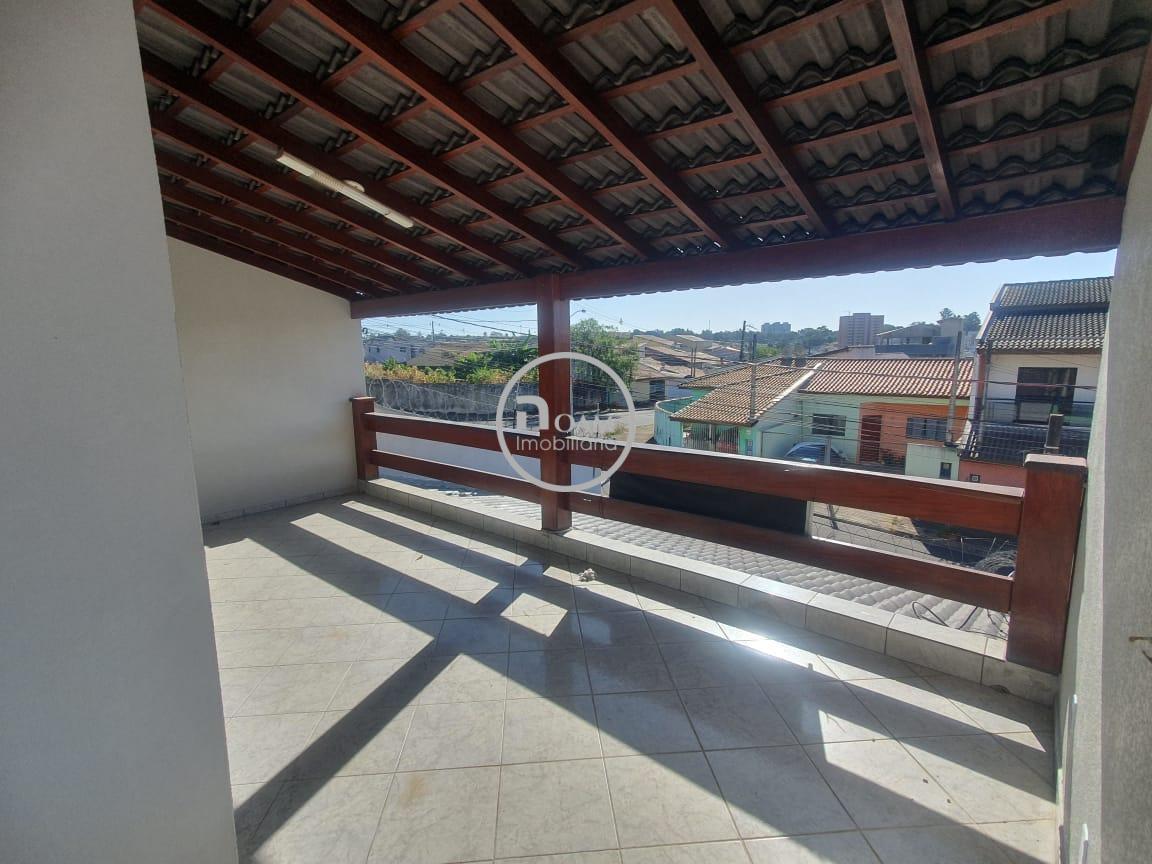 Casa à venda com 4 quartos, 192m² - Foto 13